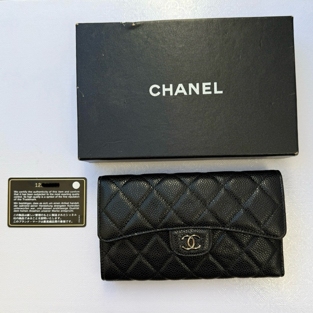 NWT CHANEL Classic Wallet Black Quilted Caviar Leather Authentic